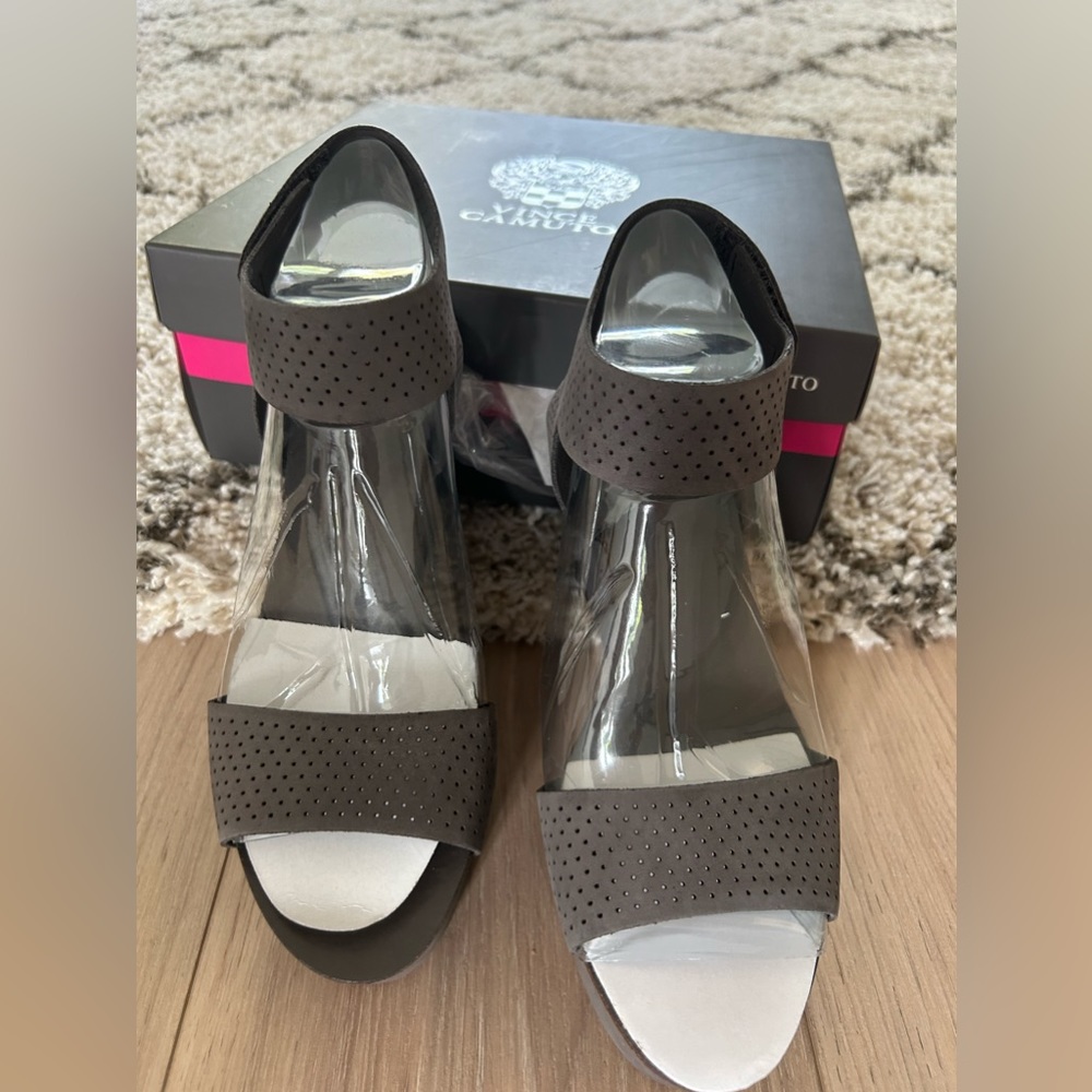Vince Camuto Heels